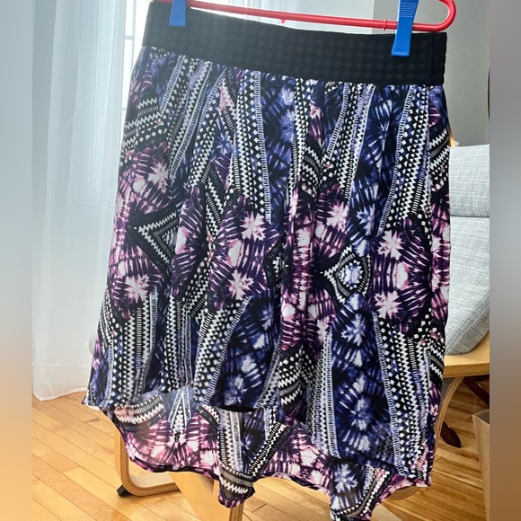 Colorful skirt - Picture 2 of 2